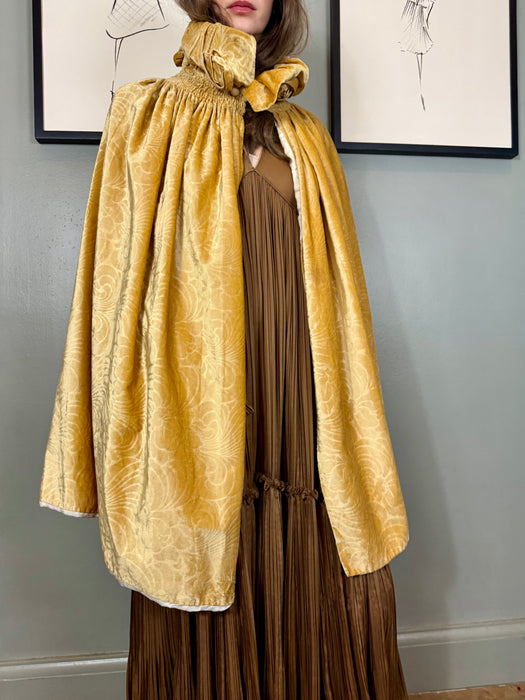 Virginia, 20s butter yellow damask velour cape