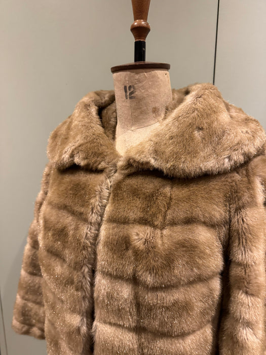 Blondie, 40s faux fur blonde jacket