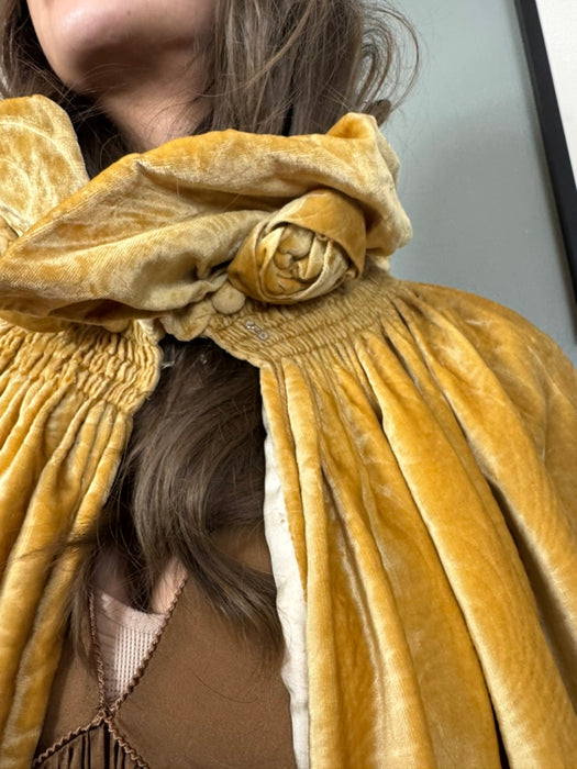 Virginia, 20s butter yellow damask velour cape