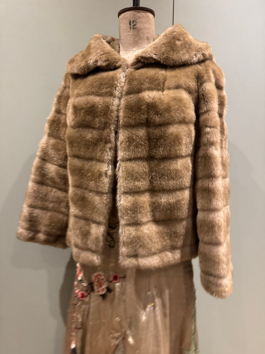 Blondie, 40s faux fur blonde jacket