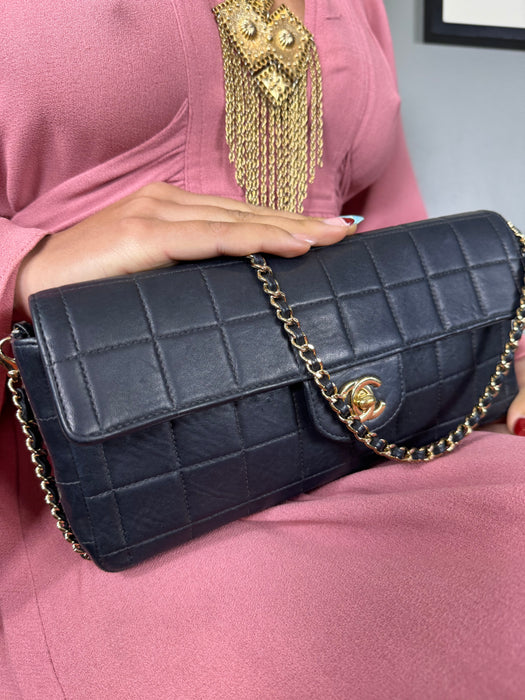 Chanel, 80s 'Chocolate bar' black leather handbag