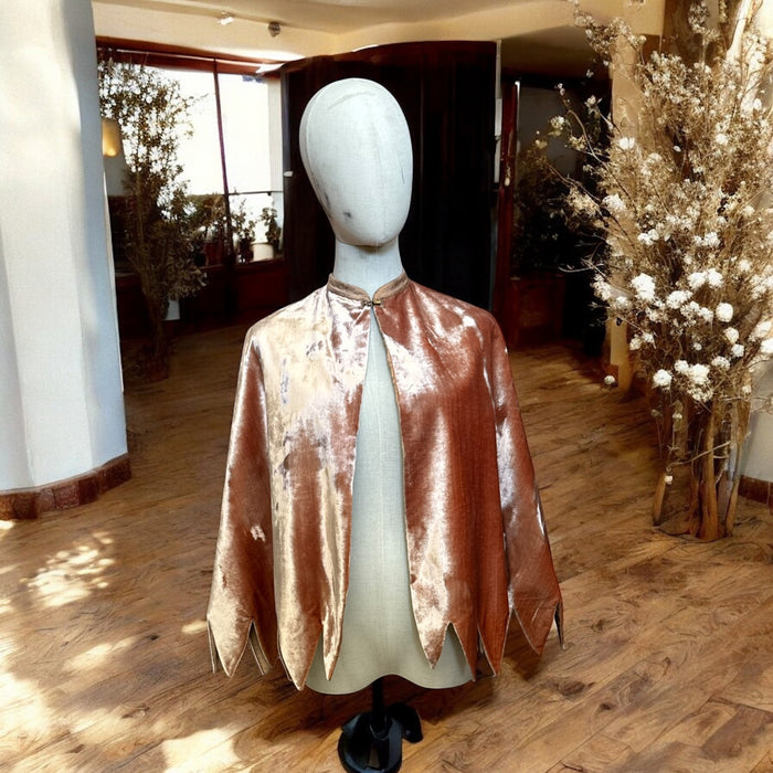 Betty, 20s light peach velour scalloped cape