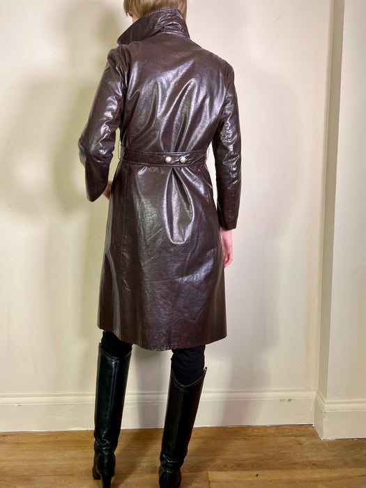 Jo, 60s brown faux leather trench coat