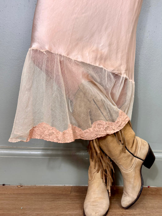 Aura, 30s light pink silk, lace and net frill dress