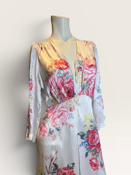 Hay, 1930s silk floral robe with front buttons