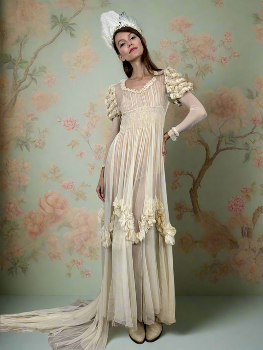 Yana, original 30s cream gown