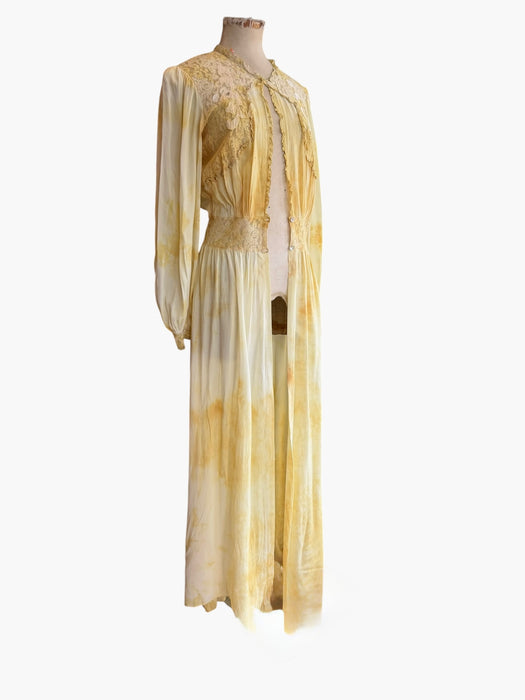 Barley, hand dyed 30s silk and lace robe