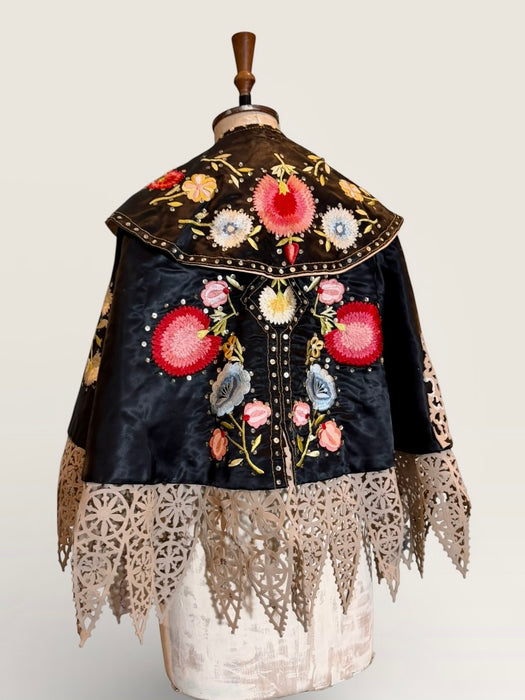 Drew, 30s Matador style Trajes de Luces embroidered and sequins cape