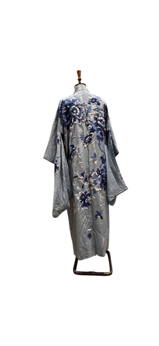 Didi, 40s blue embroidered Japanese kimono