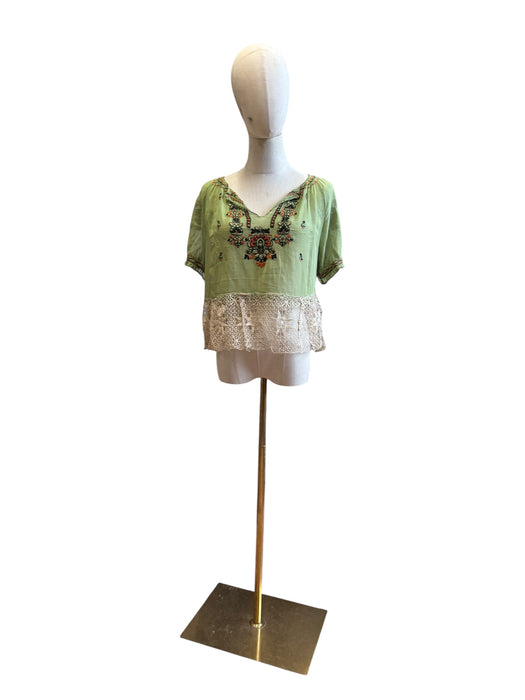 Joelle, 40s embroidered green and lace top