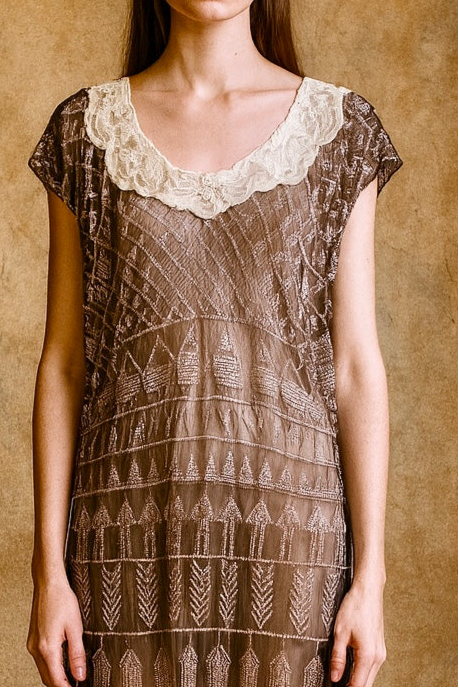 Morgana, 20s Assuit and lace asymmetric dress