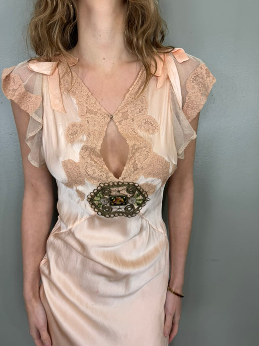 Aura, 30s light pink silk, lace and net frill dress