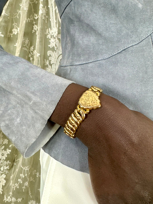 Sweetheart, WWII gold locket elasticated bracelet