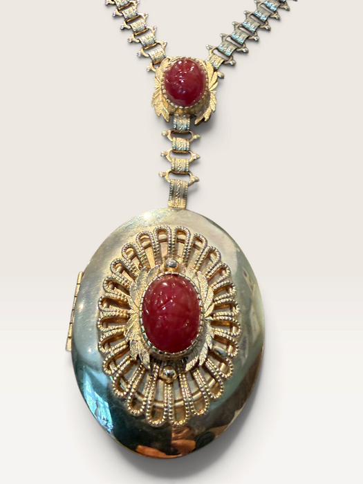 Jasmir, 1940s signed Hobe locket necklace with Carnelian stone