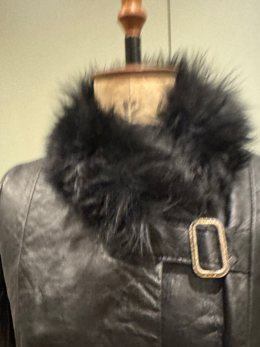 Ali, 70s original black leather and faux fur buckle coat