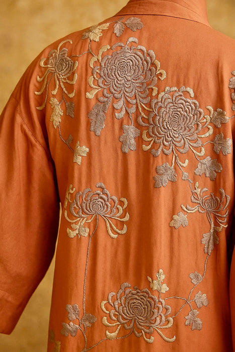 Lilly, 40s antique coral silk Chinese kimono with lilac chrysanthemums embroidery