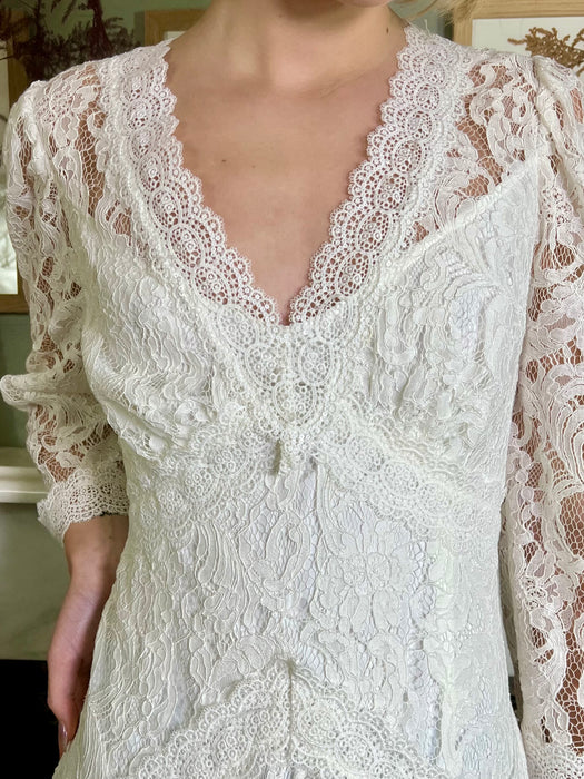 White lace hot sale handkerchief dress