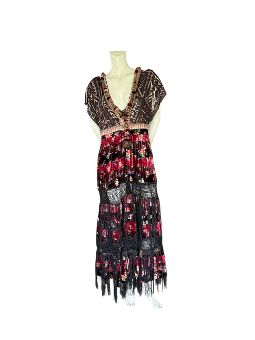 Melo, reworked 20s Assuit, velevet and fringed dress