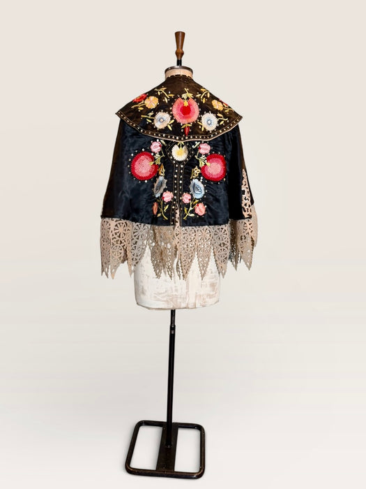 Drew, 30s Matador style Trajes de Luces embroidered and sequins cape