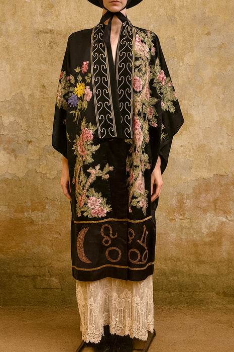 Morgane, 40s Mystical reworked silk embroidered kimono