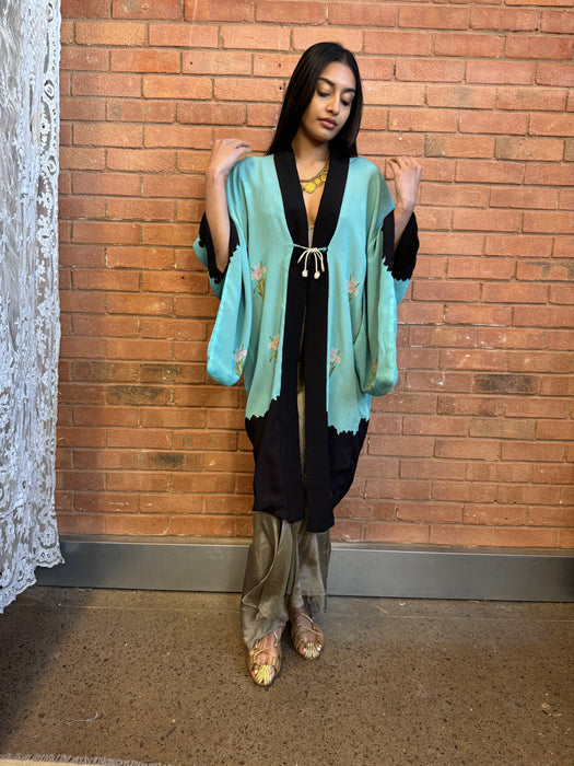 Liza, 30s silk Japanese floral kimono