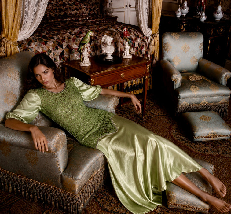 1930s green dress Rare 1930s silk velvet gown in uranium green Available in-store, or via our DMs., #1930s #1930sforsale #1930sglamour #1930sfashion #1930sdress #1930sstyle #1930svintage #1930ssilkvelvet