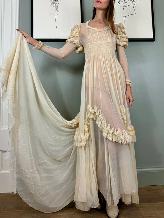 Yana, original 30s cream gown