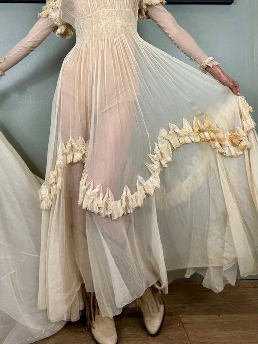 Yana, original 30s cream gown
