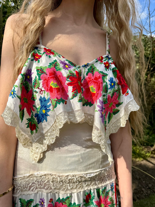 Calico, 40s reworked Mexican floral and lace embroidered dress