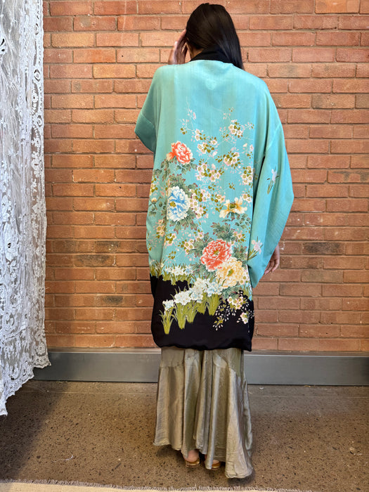 Liza, 30s silk Japanese floral kimono