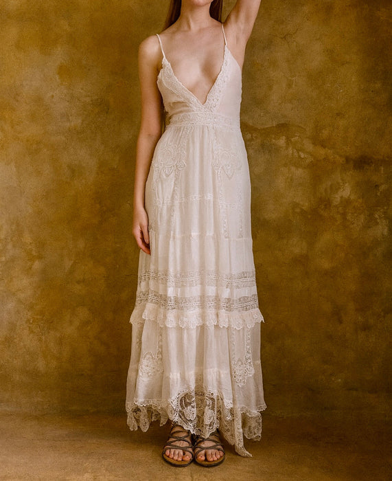 Yuri, reworked 20s cream silk and lace scalloped dress