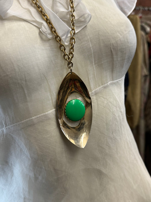Montse, 70s green eye gold metal necklace