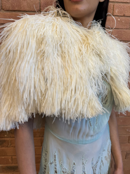 Marnie, 20s cream feather cape