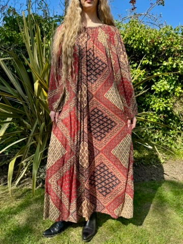 Bougie, 70s Indian cotton block print dress