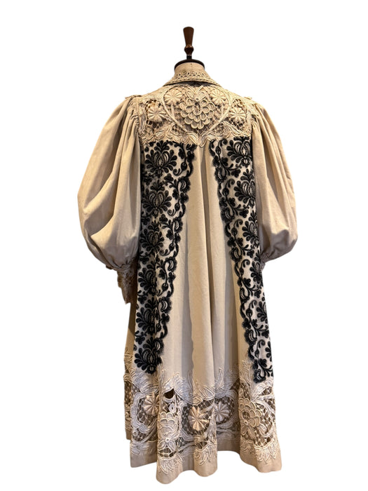 Ark, Victorian Museum worthy cream wool coat with balloon sleeves