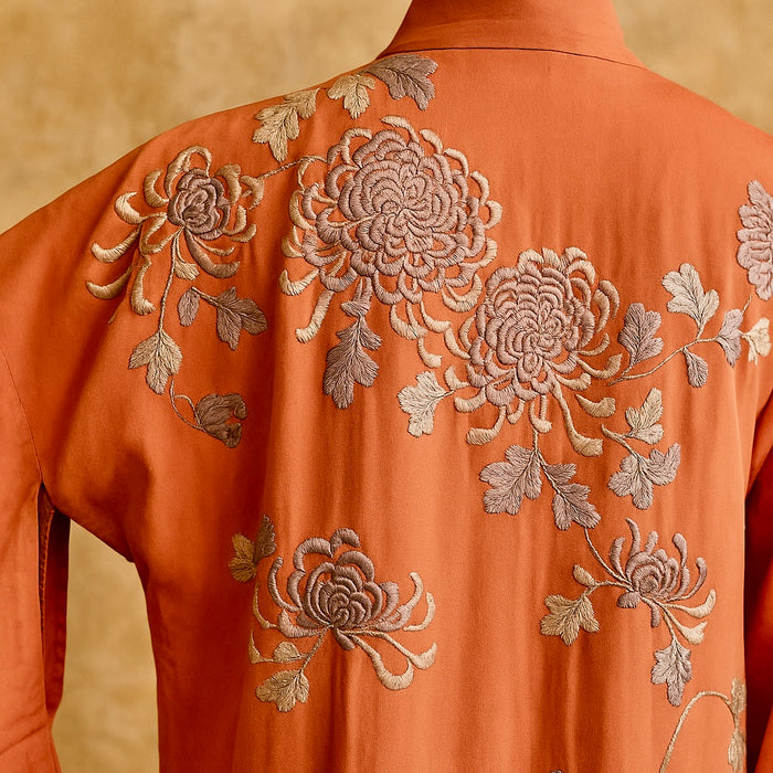 Lilly, 40s antique coral silk Chinese kimono with lilac chrysanthemums embroidery