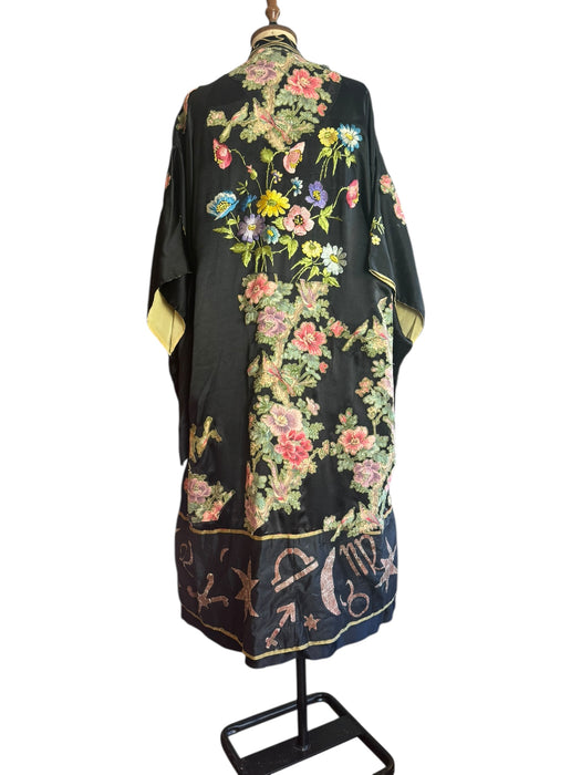 Morgane, 40s Mystical reworked silk embroidered kimono