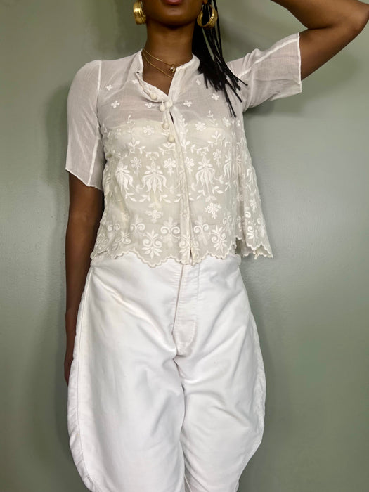 Jane, Victorian white blouse