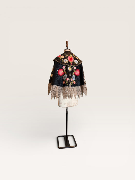 Drew, 30s Matador style Trajes de Luces embroidered and sequins cape
