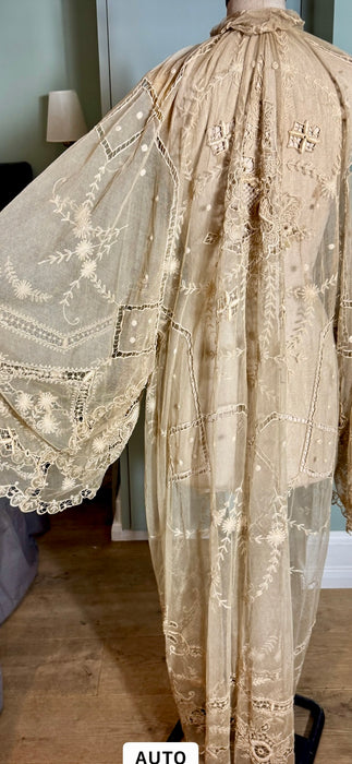 Bailey, original 30s French cream lace coat