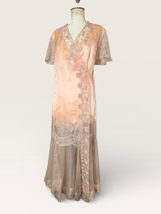 Patina, 30s peach silk and lace tulle belted wrap over dress/robe