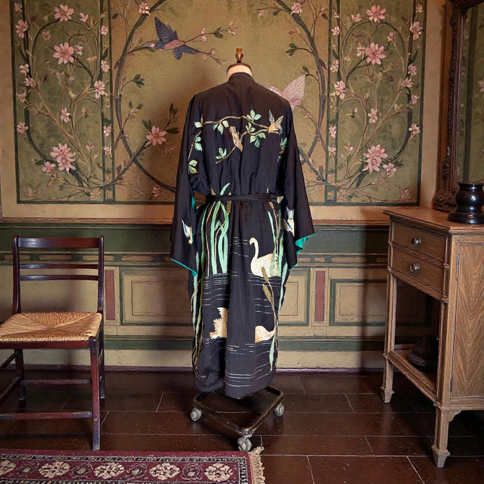 Plume, 40s silk embroidered Japanese Kimono