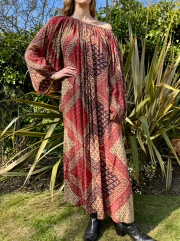 Bougie, 70s Indian cotton block print dress