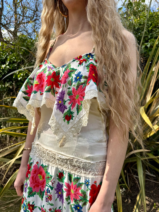 Calico, 40s reworked Mexican floral and lace embroidered dress
