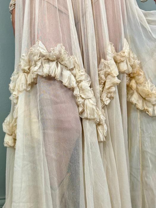 Yana, original 30s cream gown