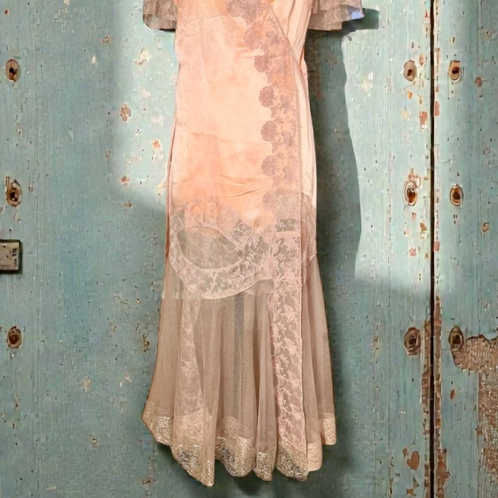 Patina, 30s peach silk and lace tulle belted wrap over dress/robe
