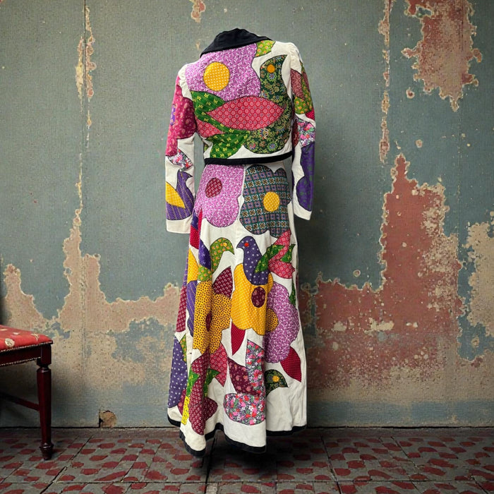 Blums -Vogue, of Beverley Hills 60s “Flower Power” jacket and skirt set