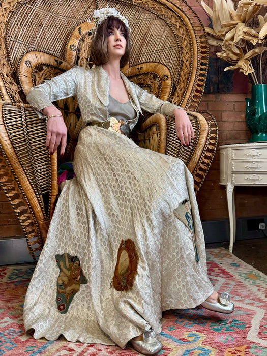 Mariam, 30s embroidered silver lamé long swing coat