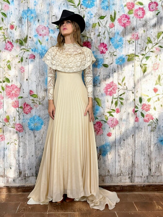 Odette, 70s cream crochet pleated dress