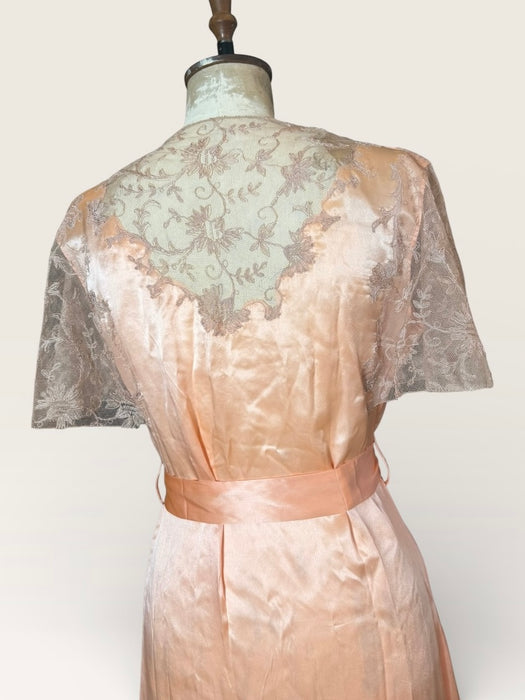 Patina, 30s peach silk and lace tulle belted wrap over dress/robe